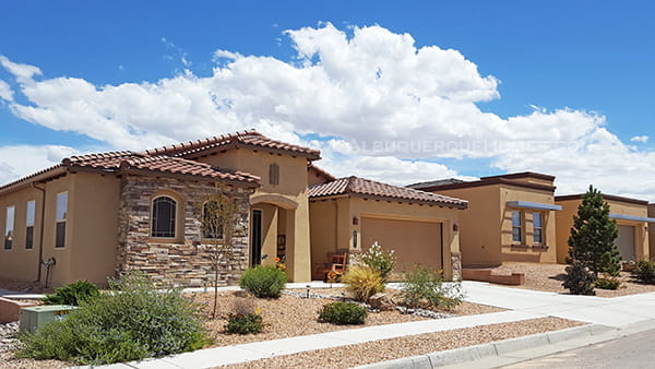 Home in Volcano Cliffs